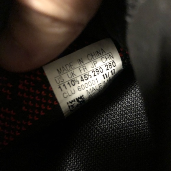 Mens Black Adidas 350 Yeezy Boost (Size 11) - Picture 6 of 6